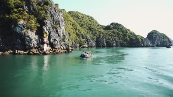 Vista panorámica de la bahía de Halong Vietnam — Vídeo de stock