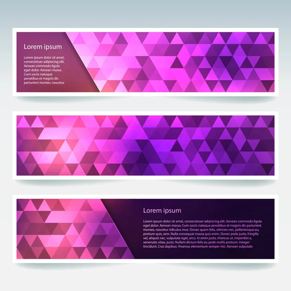 Abstrakta banner med business designmallar. Uppsättning Banners med månghörnigt mosaik bakgrunder. Geometriska triangulära vektorillustration. Rosa, lila färger. — Stock vektor