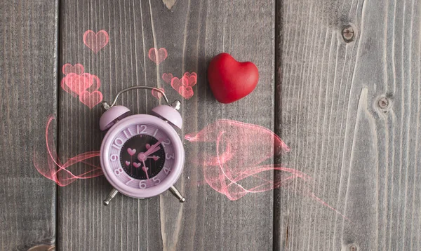 Het Liefde Uur Valentijnsdag Roze Alarm Met Hart Vormige Symbolen — Stockfoto