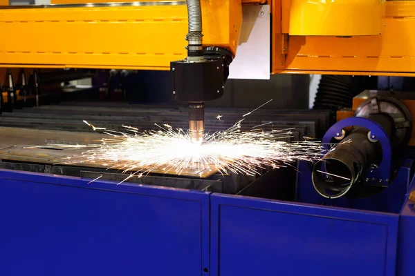 Metal Cutting Cnc Table Plasma Cutting Machine — Stock Photo, Image