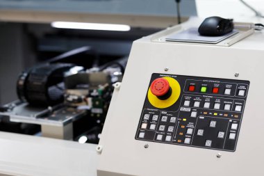 bir kontrol paneli ile uçan sonda test