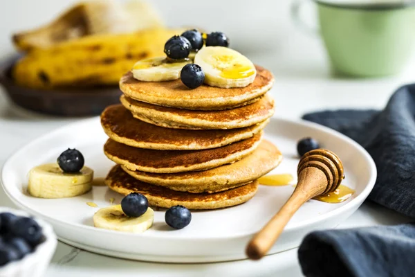 Banana,Oat Pancakes with fresh Blueberry and Banana — Stock Photo, Image