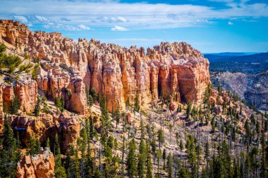 Doğal kaya oluşumu ünlü sitenin Bryce Canyon Milli Parkı