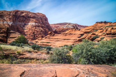 Dağ sırtlar kar Kanyon Devlet Parkı, Utah