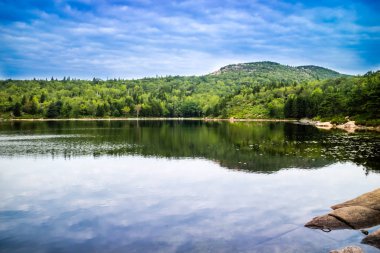 Acadia Milli Parkı, Maine kase gölde