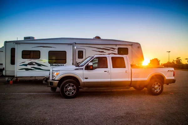 Le célèbre véhicule tout-terrain Ford à Tucson, Arizona — Photo