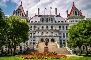 Albany, New York'ta yönetim merkezi