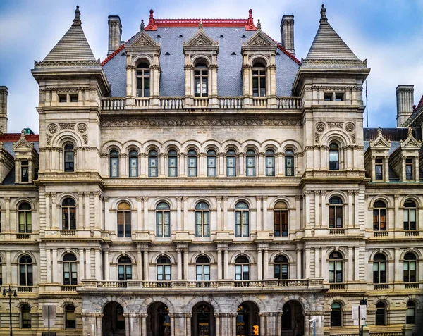 Albany, New York'ta yönetim merkezi