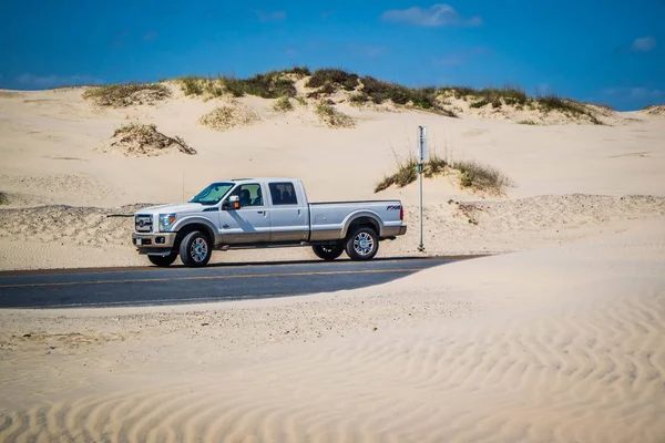 O famoso veículo Ford off-road em South Padre Island, Texas — Fotografia de Stock