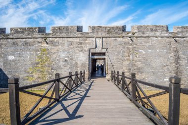 St Augustine, Florida'da müstahkem bir askeri üs kalesi