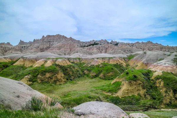 Paesaggio roccioso del bellissimo Parco Nazionale delle Badlands, Dakota del Sud — Foto Stock