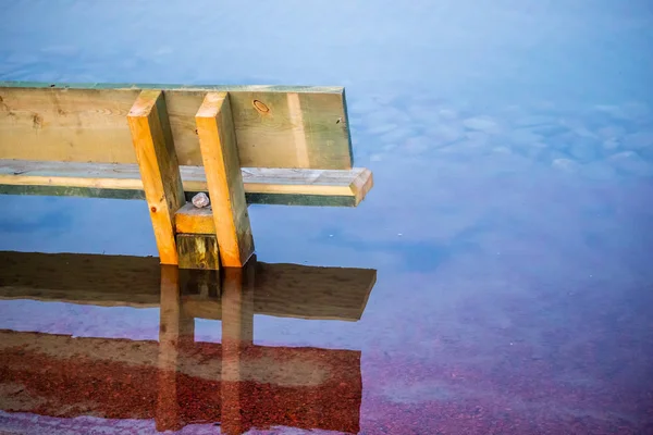 Un frumos parc de lac în zona de agrement Mikesell Potts, Wyoming — Fotografie, imagine de stoc