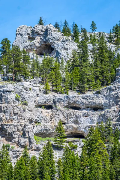 Un paisaje con vistas a las Puertas de la Montaña en el Bosque Nacional Helena, Montana — Foto de Stock