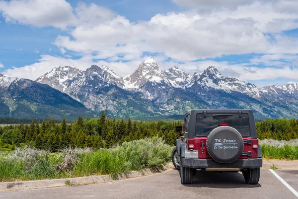 Grand Teton Usa Června 2019 Jeep Wrangler Unlimited Sports Zaparkovaný — Stock fotografie