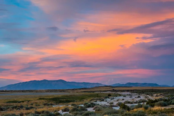 Dramatic Vibrant Sunset Scenery Antelope Island State Park Utah — Stock Photo, Image