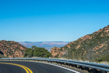 Jerome, Arizona 'ya giderken doğaya bakış açısı