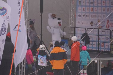 Polonya, Silezya, Bielsko-Biala 2019.02.03 Debowiec Kayak bulaşık