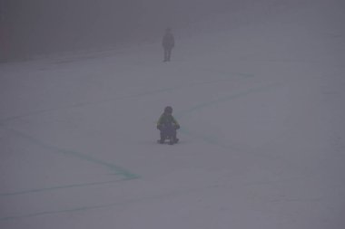 Polonya, Silezya, Bielsko-Biala 2019.02.03 Debowiec Kayak bulaşık