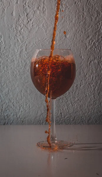 Een glas rode wijn — Stockfoto