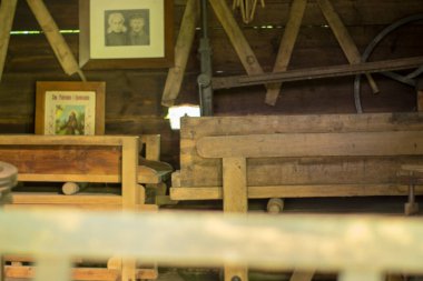 Polonya, Pszczyna 6 Haziran 2020 Skansen - Pszczyna Köyü Çiftliği. Süper