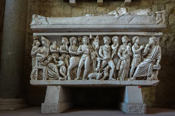 Split Kroatien Juli 2018 400 Talet Antika Romerska Marmor Sarkofag — Stockfoto