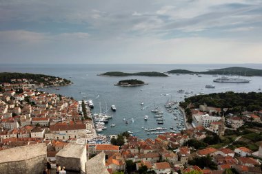 Hvar, Hırvatistan, 26 Temmuz 2018: Hvar bir şehir ve liman Hvar Adası Split-Dalmaçya County, Hırvatistan bir parçası olduğunu.