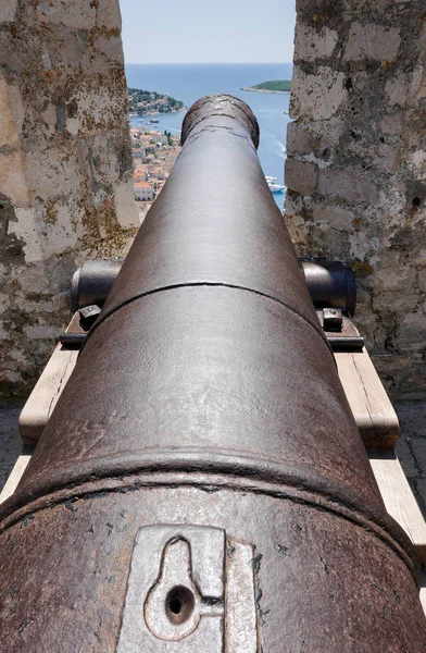 Canon Début 19Ème Siècle Dans Fort Espagnol Sur Île Hvar — Photo