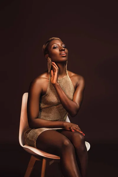 Attractive African American Woman Sitting Chair Isolated Brown — Stock Photo, Image