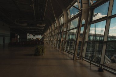 Danimarka, Kopenhag 'daki boş bekleme salonuyla iç mekan. 