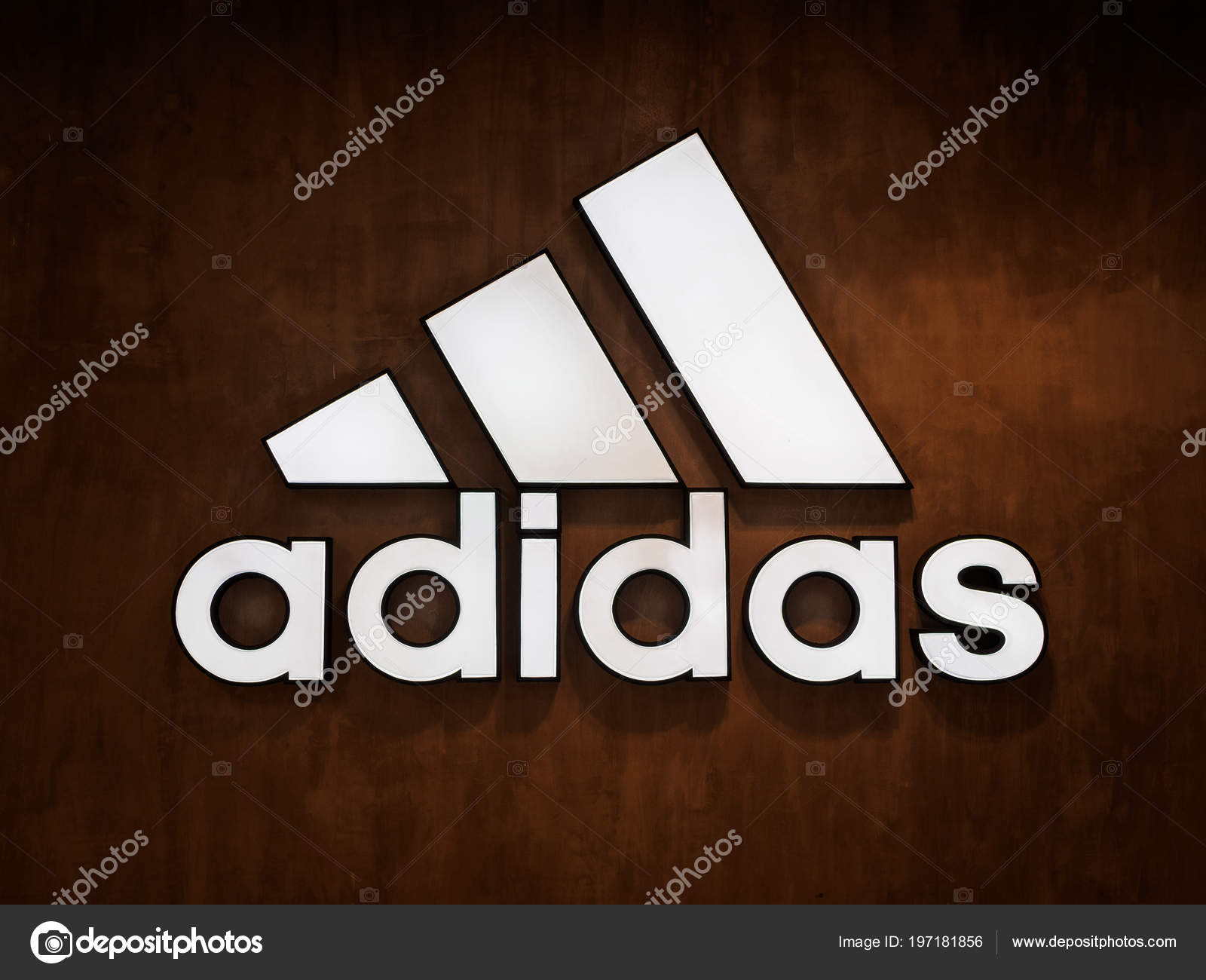 adidas logo 2018