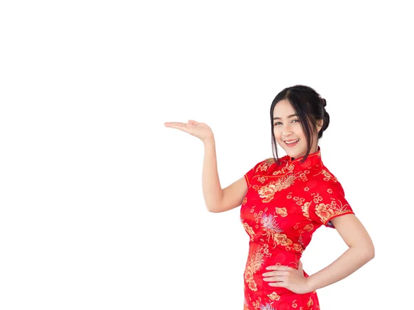 Mulher Asiática Vestido Chinês Tradicional Cheongsam Isolado Fundo Branco Conceito — Fotografia de Stock