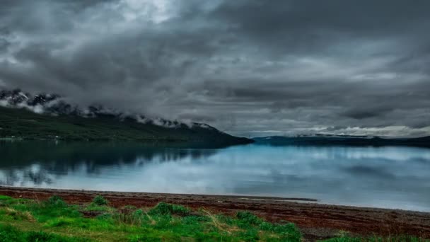 Un bellissimo timelapse con un cielo nuvoloso — Video Stock