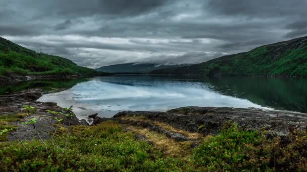 Un bellissimo timelapse con un cielo nuvoloso — Video Stock