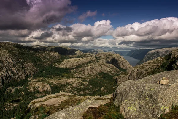 Beautiful Landscape Rocky Mountains Fjord Preikestolen Norway — Stockfoto