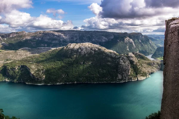 Beautiful Landscape Rocky Mountains Fjord Preikestolen Norway — Foto de Stock