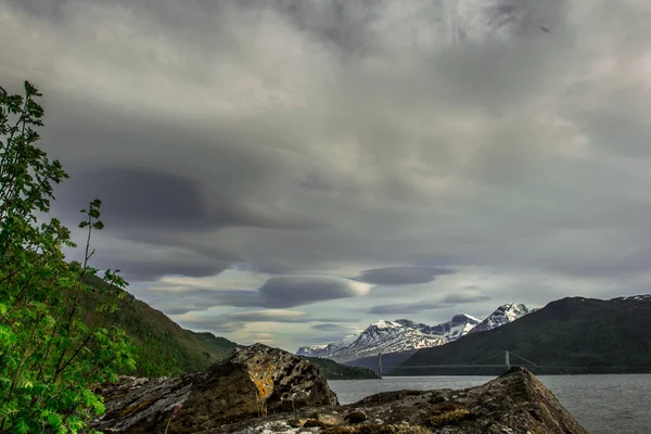 Beautiful Landscape Mountains Clouds — Stock Photo, Image