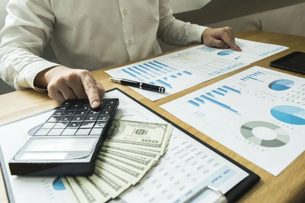 The financial accountant of the company is checking the company' — Stockfoto