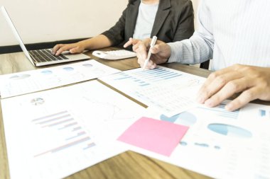 The financial accountant of the company is checking the company'