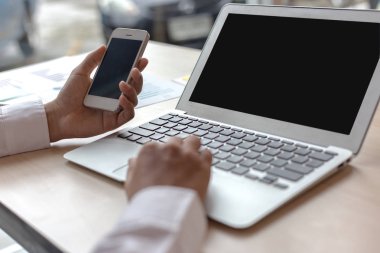 onu kredi kartları, onlin üzerinden ödeyerek online ürün satın alıyor