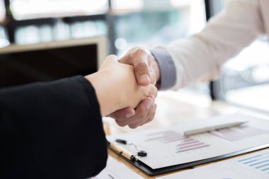İş başarısı, İnsan Kaynakları Yöneticisi yeni çalışanları ağırlıyor