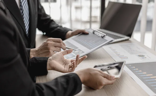 Möte Med Ett Team Affärsmän Chefer Och Revisorer Möte Företagets — Stockfoto