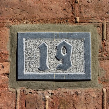 Ev numarası Ondokuz (19)