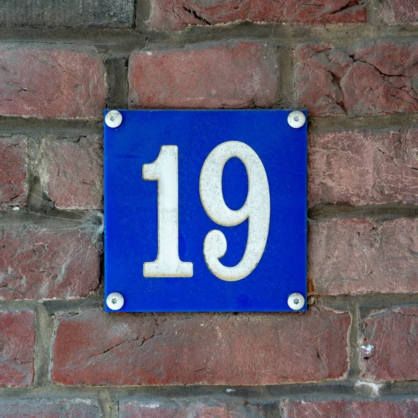 Numer Domu Dziewiętnaście — Zdjęcie stockowe