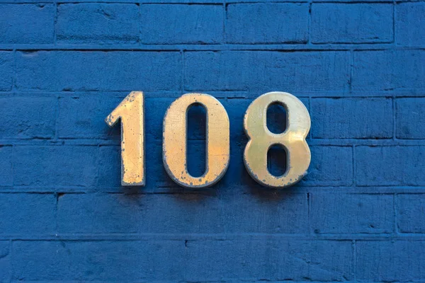 Αριθμός Σπιτιού Ένα Εκατό Και Οκτώ 108 — Φωτογραφία Αρχείου