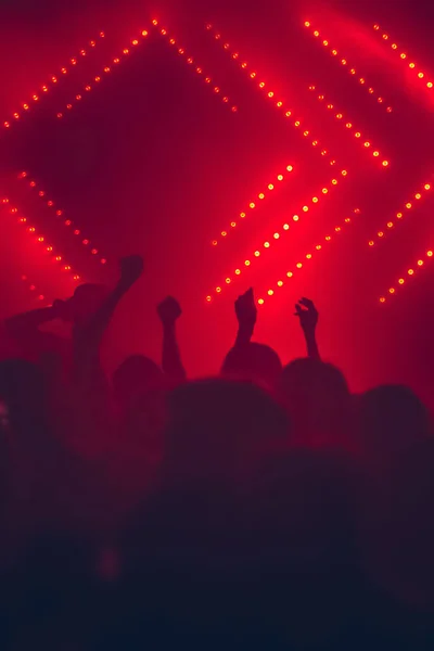 Bailando Siluetas Gente Fiesta Techno Noche — Foto de Stock