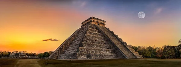 Ruinas Chitchenitza Durante Puesta Del Sol — Foto de Stock