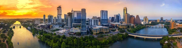 Austin Skyline Akşamları Bluehour — Stok fotoğraf