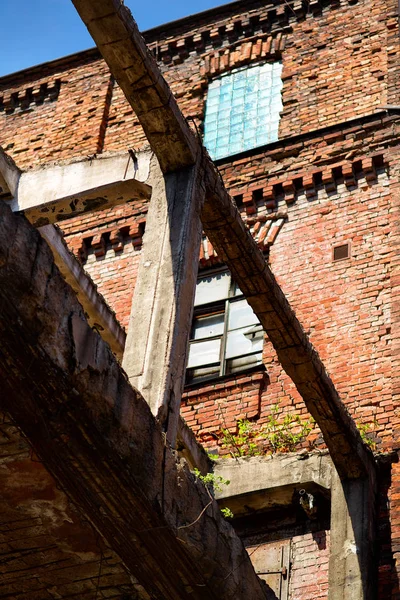 eski tuğla fabrikası Binası