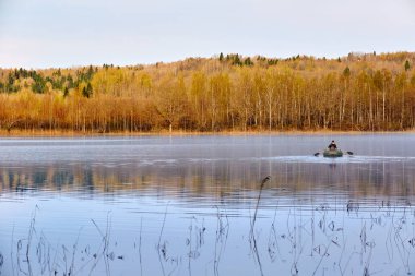 Lake Forest'ta balıkçı teknesi