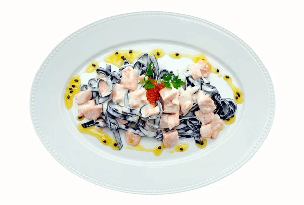 Black Tagliatelle Salmon Passion Fruit Sauce Pasta Cuttlefish Ink Trout — Stock Photo, Image